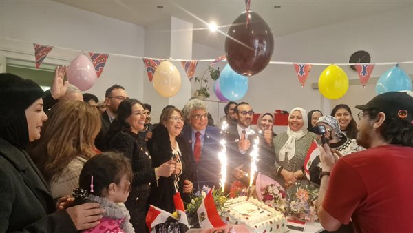 حفل افتتاح مدرسة