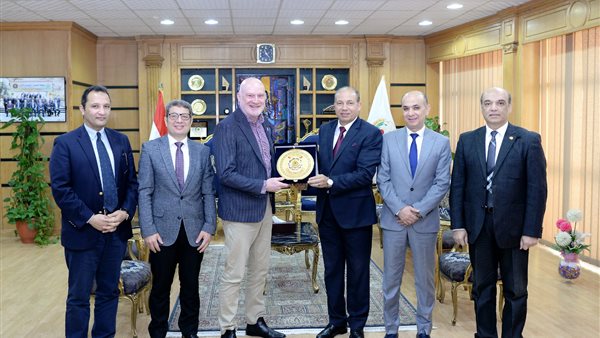 رئيس جامعة المنصورة