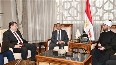 وزير الأوقاف يستقبل مساعد وزير الخارجية للعلاقات الثقافية