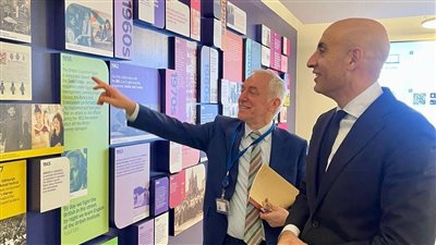 التعليم تناقش دمج مهارات الذكاء الاصطناعي في المنظومة التعليمية