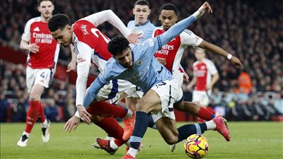 مرموش يقود تشكيل مانشستر سيتي المتوقع أمام ليتون بكأس الاتحاد