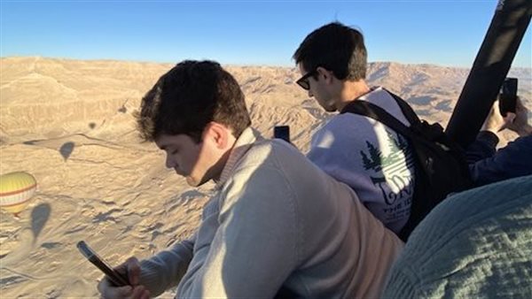 السائحين في الاقصر