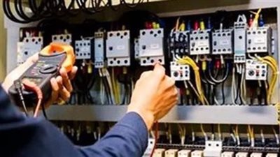 اليوم.. فصل التيار الكهربائي عن 9 مناطق بمركزي دشنا والوقف في قنا 