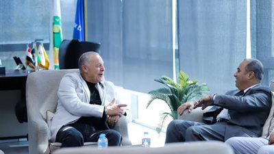 أبو ريدة يستقبل رئيس الاتحاد الليبي لكرة القدم لبحث سبل التعاون بين الاتحادين