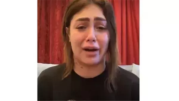 هدير عبد الرازق 