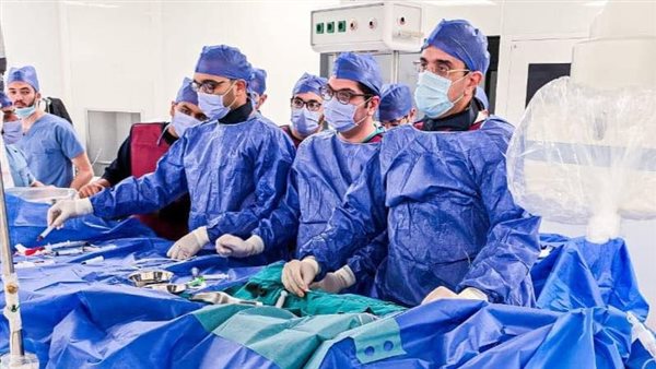 الفريق الطبي