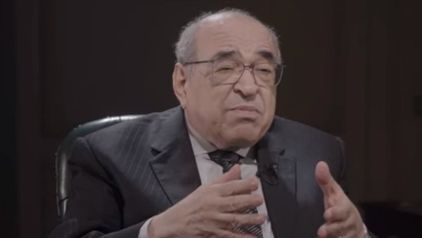 مصطفى الفقي