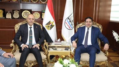 نائب محافظ بني سويف يستقبل وزير العمل في مستهل زيارته للمحافظة