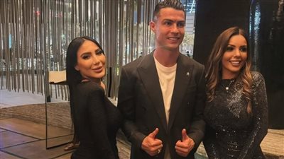 البلوجر المصرية دينا راغب تفاجئ متابعيها بظهورها في عيد ميلاد كريستيانو رونالدو الـ 40| صور