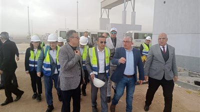 جولة تفقدية لرئيس اقتصادية قناة السويس بمينائي شرق وغرب بورسعيد لمتابعة مستجدات المشروعات الجارية