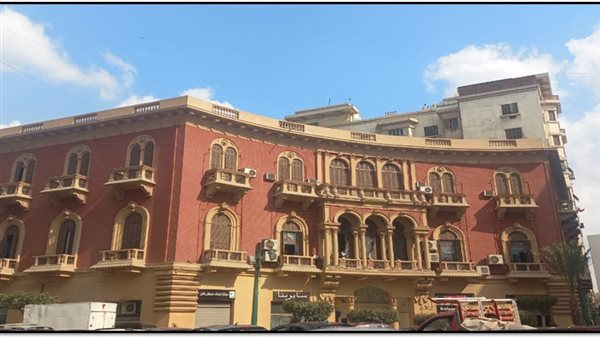 أحد مباني وسط البلد