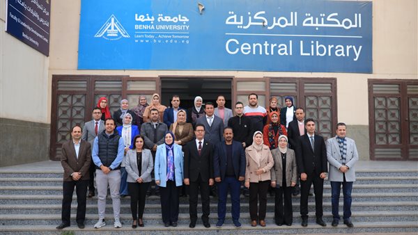 رئيس جامعة بنها يفتتح