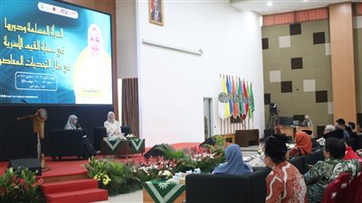 مستشارة شيخ الأزهر: المرأة المسلمة تلعب دورًا محوريًا في حماية القيم الأسرية