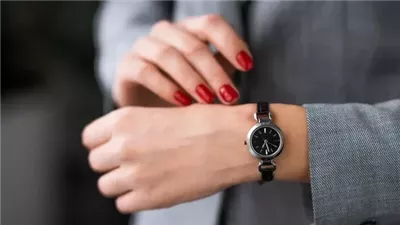 تفسير حلم الساعة للمتزوجة والرجل والعزباء.. دلالات خير وشر