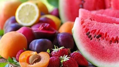 دراسة: الفواكه الحمراء تساعد في علاج الاكتئاب بشكل طبيعي