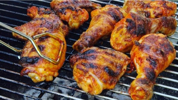 طهي الدجاج - تعبيرية