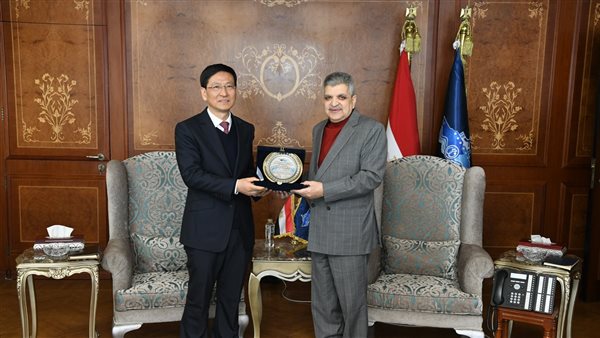 الفريق أسامة ربيع