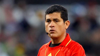 الكولومبي أوسكار رويز يقترب من رئاسة لجنة الحكام.. ومساعد خاص لـ تقنية الفيديو