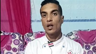 محمد صلاح كان وش السعد عليا.. شيف بدرجة فنان ينحت على الخضراوات والفاكهة بأسوان |بث مباشر