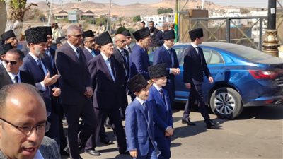 تنفيذًا لوصيته.. دفن كريم الأغا خان بجوار جده السلطان محمد شاه بأسوان