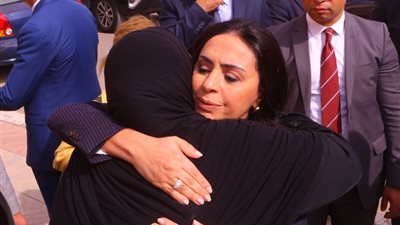  خلال جولة مفاجئة بعدد من الوحدات الاجتماعية.. وزيرة التضامن توجه بسرعة العمل على تلبية طلبات المواطنين|صور