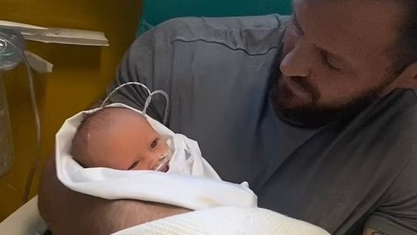 طفل بريطاني 