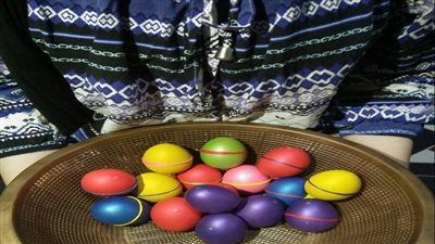 10 صور بيض شم النسيم الملون وبطاقات التهاني 2025