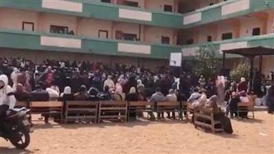 واقفين طوابير.. زحام طلاب الشهادة الإعدادية على تقديم التظلمات في أول أيام تلقي الطلبات| بث مباشر 