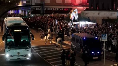 بسبب أحداث لقاء ريال مدريد.. لجنة مكافحة العنف بالاتحاد الإسباني تقترح معاقبة مشجعي فالنسيا 