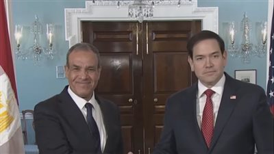 وزير الخارجية الأمريكي يشيد بجهود مصر في الوساطة وإيصال المساعدات الإنسانية إلى قطاع غزة