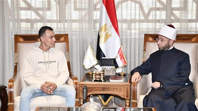 بعد مصادرة التوك التوك الخاص به.. وزير الأوقاف يستجيب لأحد منقذي أطفال حريق فيصل لحل مشكلته