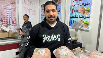 الفرختين بـ135 جنيهًا.. تعرف على أسعار السلع في معرض أهلا رمضان ببورسعيد