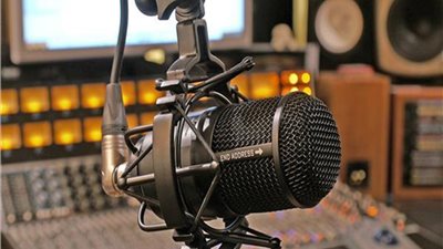 الإحصاء: الشبكات الإذاعية تحقق 190.3 ألف ساعة بث في 2023/ 2024