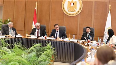 وزير الصحة: الاستفادة من بيانات 100 مليون صحة بمشروع الجينوم المصري للتنبؤ بالأمراض الوبائية المستقبلية 