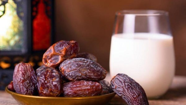 موعد صيام الأيام