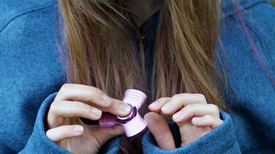 دراسة: اضطراب فرط الحركة ونقص الانتباه لا يزال شائعًا بين المصابين بالتوحد في مرحلة البلوغ