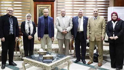 محافظ المنيا يستعرض إنجازات هيئة إنقاذ الطفولة خلال 2024 