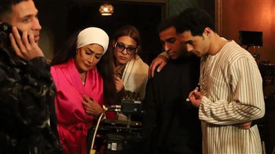 صور جديدة من كواليس مسلسل شباب امرأة بطولة غادة عبد الرازق في رمضان 2025