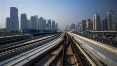 دبي توقع اتفاقية لإطلاق مشروع شبكة نقل عالية السرعة مع شركة تابعة لإيلون ماسك