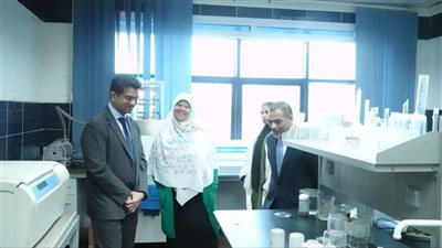 بحوث الفلزات يبحث التعاون مع ماليزيا في مجال الطاقة الشمسية وتطوير الخلايا الكهروكيميائية