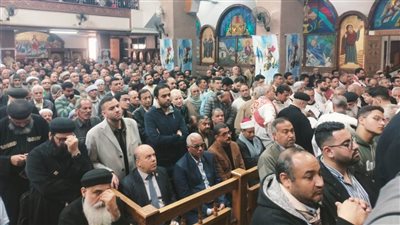 محافظ أسوان ينيب السكرتير العام لحضور صلاة القداس لوكيل مطرانية الأقباط الأرثوذكس بكوم أمبو