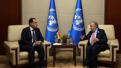 رئيس الوزراء يؤكد لسكرتير عام الأمم المتحدة موقف مصر الثابت لدعم الشعب الفلسطيني في استقلال دولته