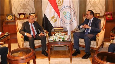 الرعاية الصحية: إنشاء أكاديميات متخصصة في البيوتكنولوجي والجين تكنولوجي بالشراكة مع الجامعة المصرية الصينية