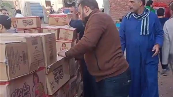 قوافل مساعدات إغاثية