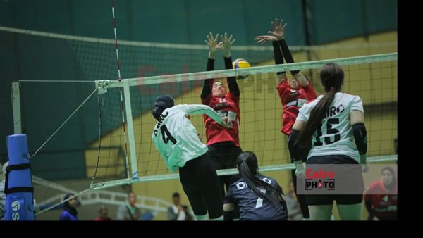 مباراة كرة طائرة