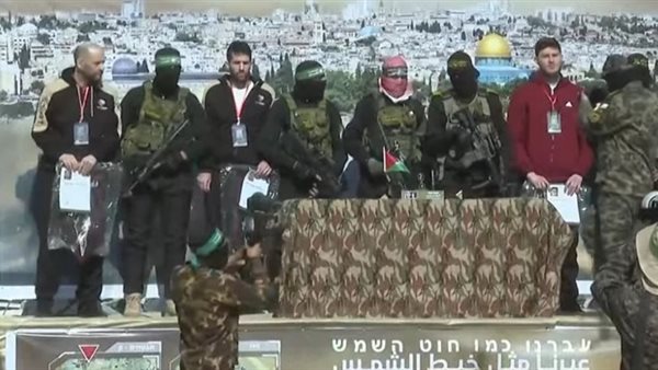 مراسم من تسليم الأسرى