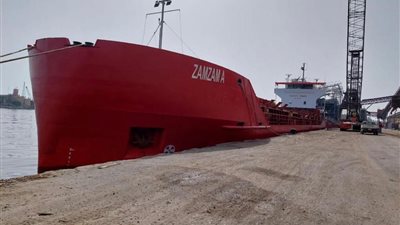 اقتصادية قناة السويس: 285 سفينة بحمولة 4.2 مليون طن بموانئ المنطقة الشمالية خلال يناير