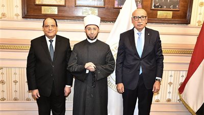 وزير الأوقاف ورئيس محكمة النقض يوقعان مذكرة تفاهم لتعزيز التعاون المشترك