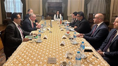 مساعد وزير الخارجية يعقد مشاورات حول حفظ السلام مع مساعد سكرتير عام الأمم المتحدة