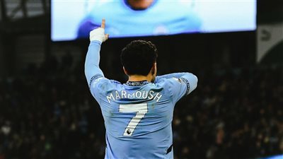 النجم القادم بعد صلاح.. صحف إنجليزية تشيد بعمر مرموش قبل انطلاق الدوري الإنجليزي بالموسم الجديد